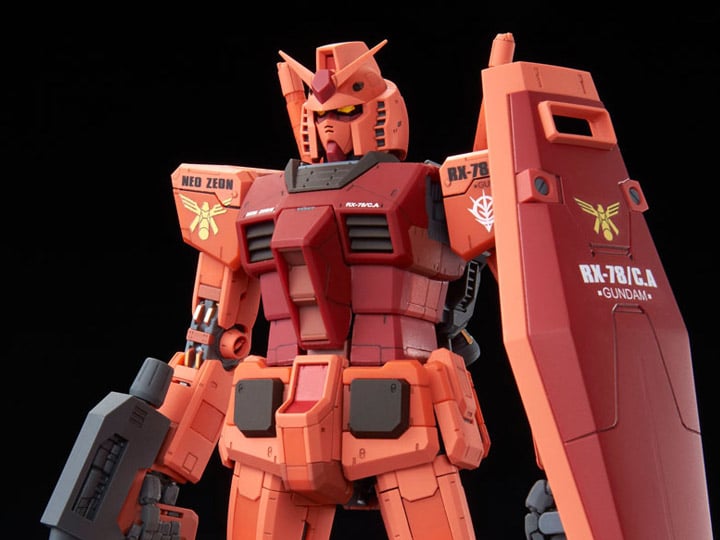 Mobile Suit Gundam: Gihren's Greed: Blood of Zeon MG Casval's Custom Gundam (Ver. 3.0) Exclusive 1/100 Scale Model Kit Gallery Image 1
