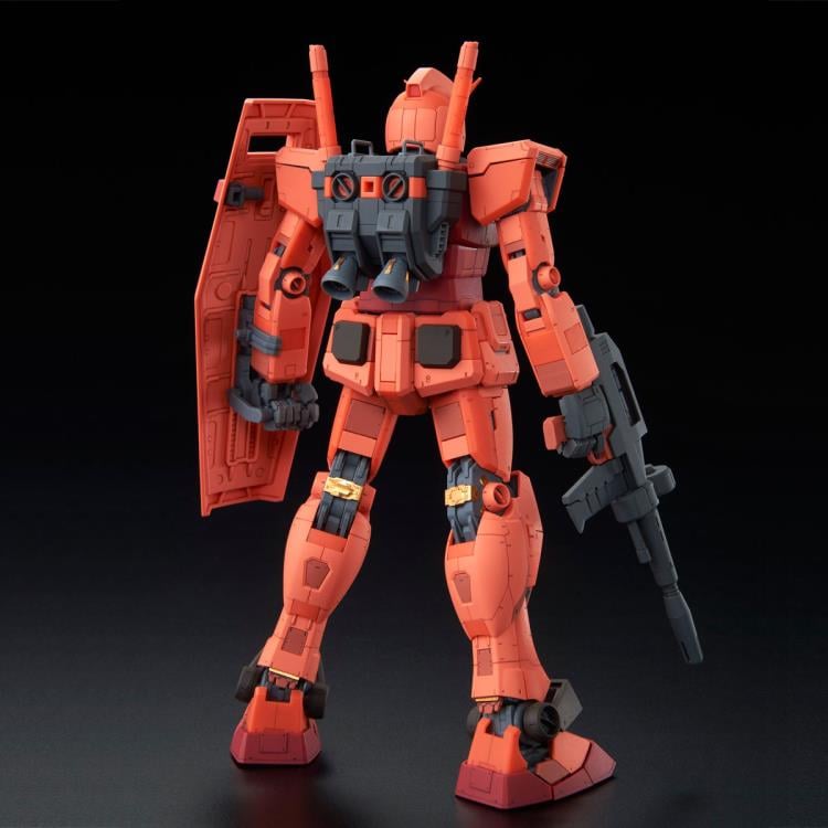 Mobile Suit Gundam: Gihren's Greed: Blood of Zeon MG Casval's Custom Gundam (Ver. 3.0) Exclusive 1/100 Scale Model Kit Gallery Image 4