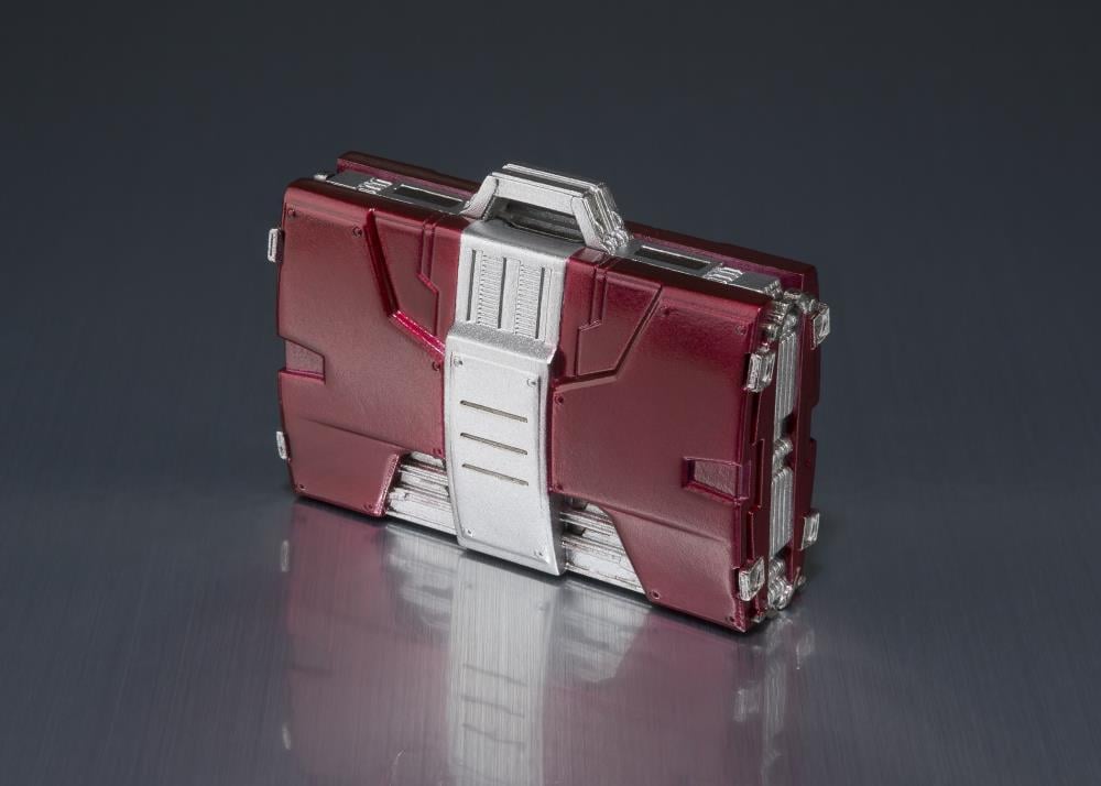 Iron Man 2 S.H.Figuarts Iron Man Mark V & Hall of Armor Set Gallery Image 8