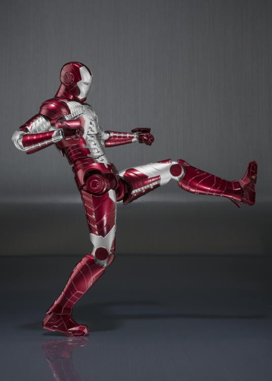 Iron Man 2 S.H.Figuarts Iron Man Mark V & Hall of Armor Set Gallery Image 7