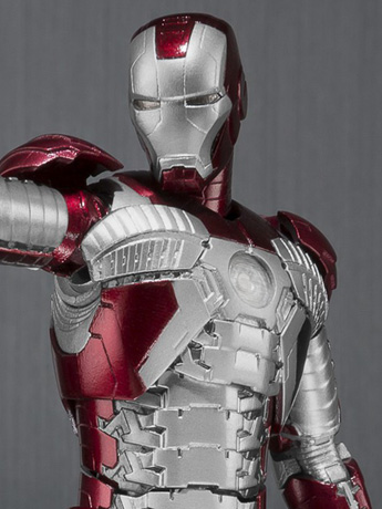 Iron Man 2 S.H.Figuarts Iron Man Mark V & Hall of Armor Set Gallery Image 2