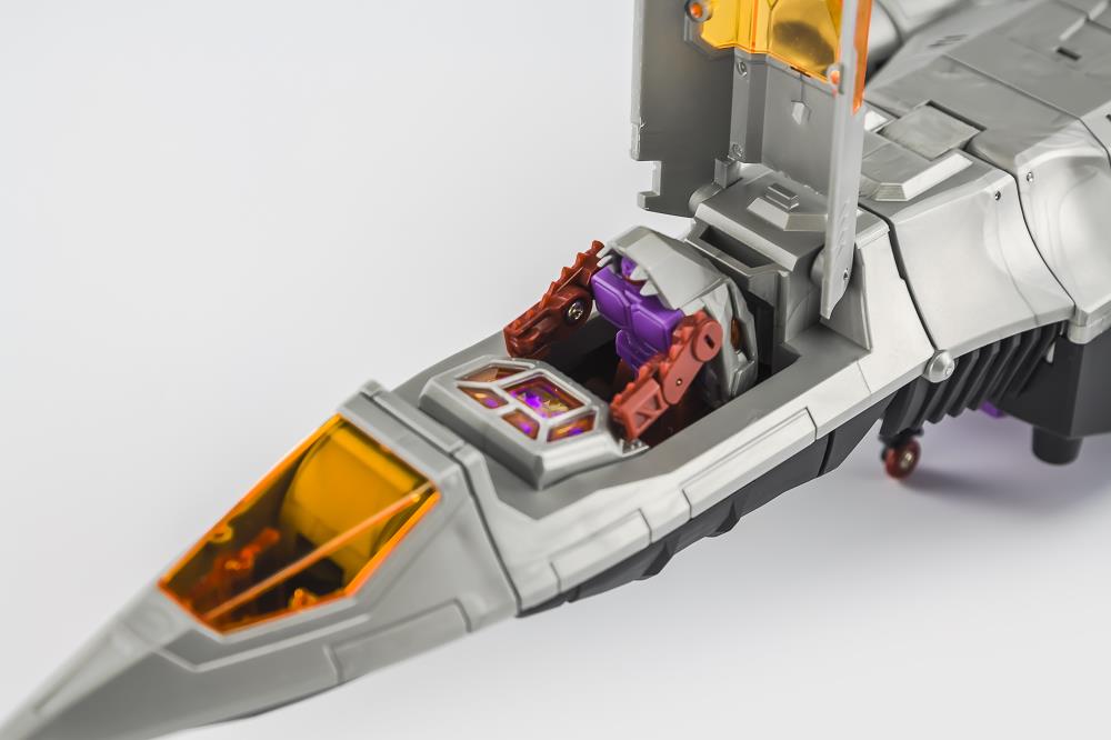 E.A.V.I. Metal Phase 10-A Kingzilla & Komodus Gallery Image 13