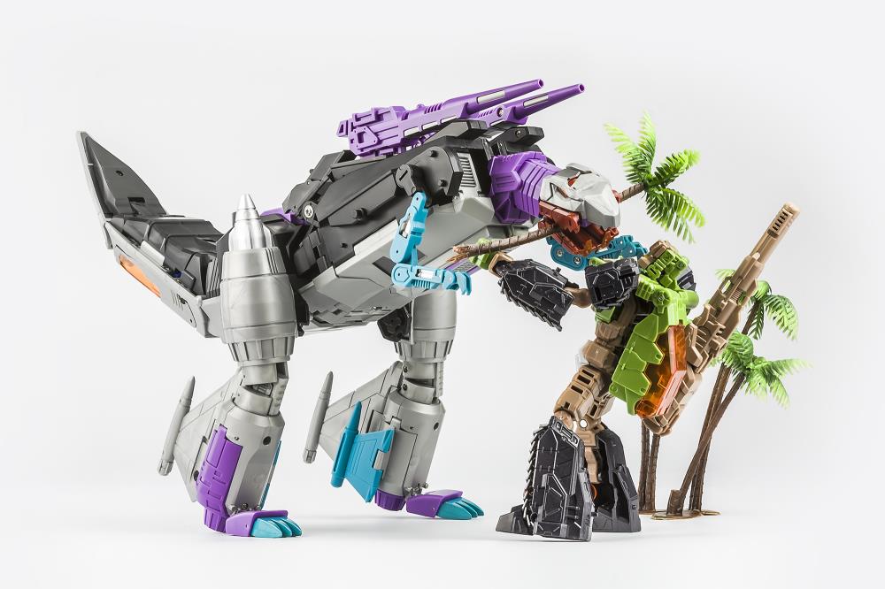 E.A.V.I. Metal Phase 10-A Kingzilla & Komodus Gallery Image 7