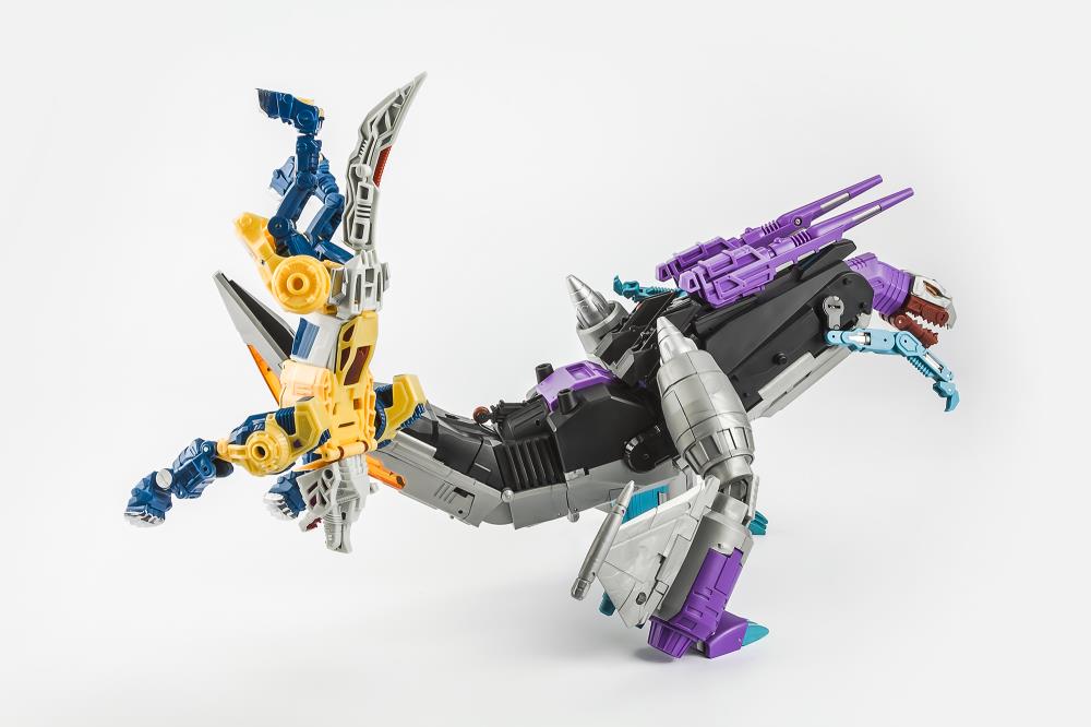 E.A.V.I. Metal Phase 10-A Kingzilla & Komodus Gallery Image 9