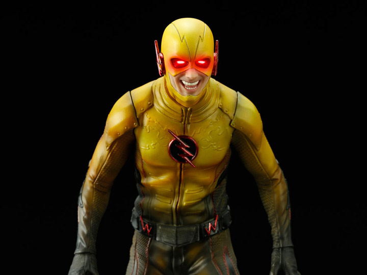 The Flash (TV Series) ArtFX+ Reverse Flash Statue Gallery Image 1