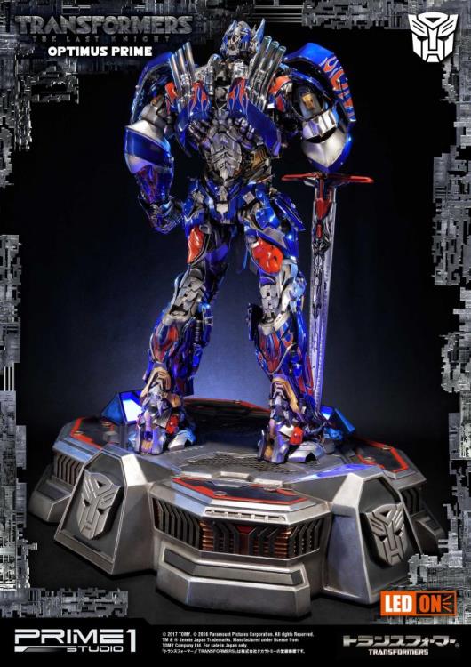 Transformers: The Last Knight Museum Masterline Optimus Prime Statue Gallery Image 7