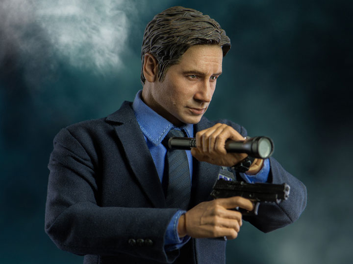 The X-Files Agent Mulder 1/6 Scale Collectible Figure Gallery Image 1