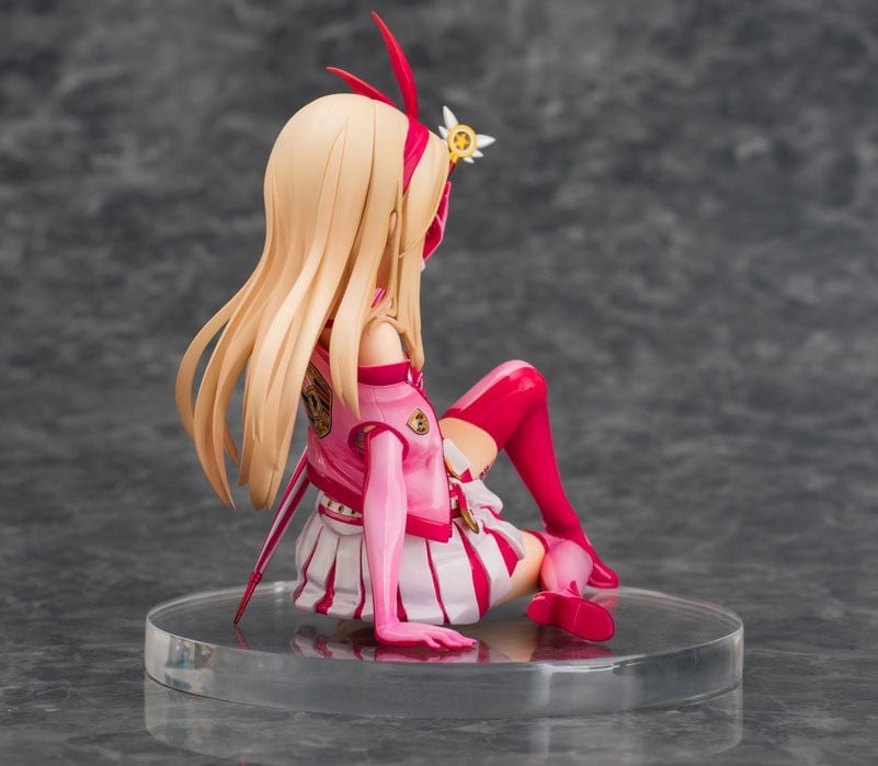 Fate/kaleid Illyasviel Von Einzbern (Priya Racing Ver.) 1/8 Scale Figure Gallery Image 7