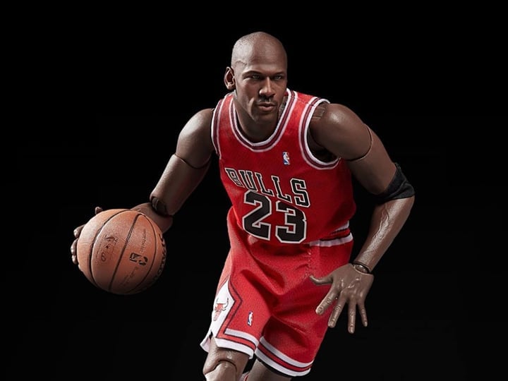 NBA Motion Masterpiece Michael Jordan 1/9 Scale Figure
