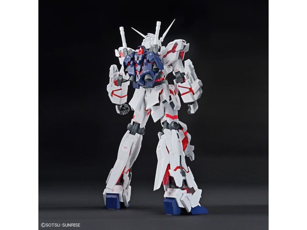 Mobile Suit Gundam Unicorn Mega Size Unicorn Gundam (Destroy Mode) 1/48 Scale Model Kit Gallery Image 4
