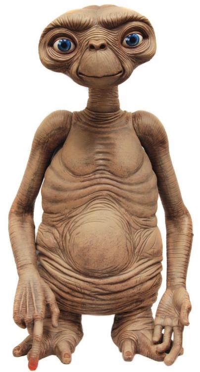 E.T. 3' Stunt Puppet Prop Replica Gallery Image 3