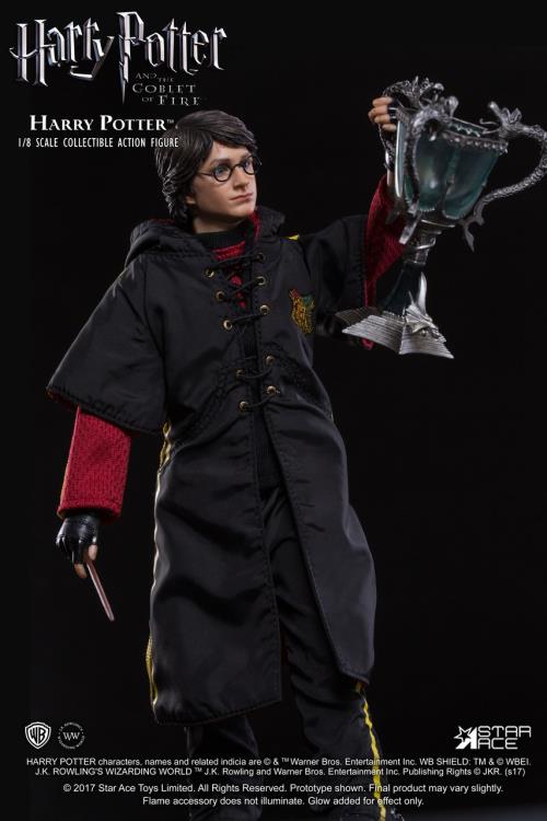 Harry Potter Real Master Series Harry Potter 1/8 Scale Figure (Battle Ver. with Light Up Wand) Gallery Image 5