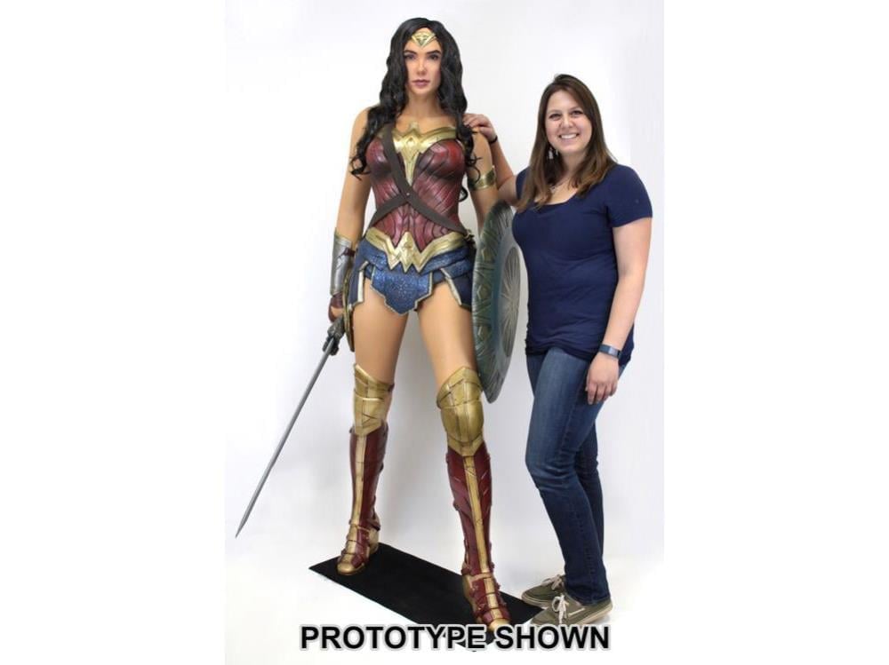 Wonder Woman Life-Size Foam Figure Gallery Image 4