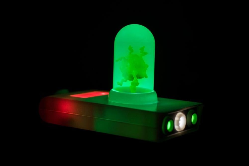 Rick and Morty Portal Gun Life-Size Replica Gallery Image 4