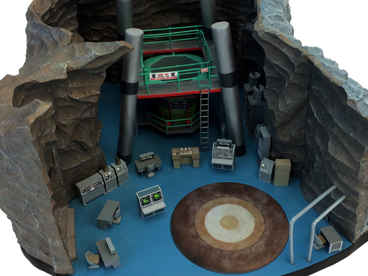Batman Classic TV Series Batcave 1/50 Scale Desktop Sculpture Gallery Image 1