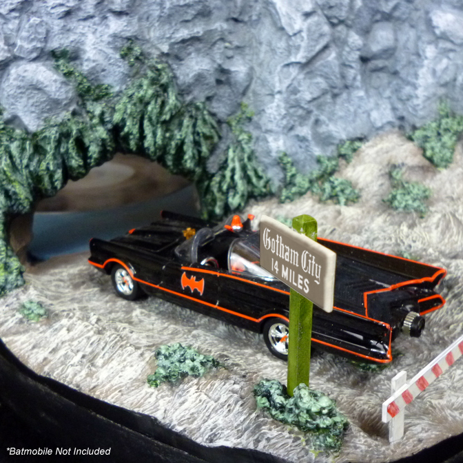 Batman Classic TV Series Batcave 1/50 Scale Desktop Sculpture Gallery Image 7
