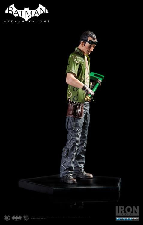 Batman: Arkham Knight The Riddler 1/10 Art Scale Statue Gallery Image 4