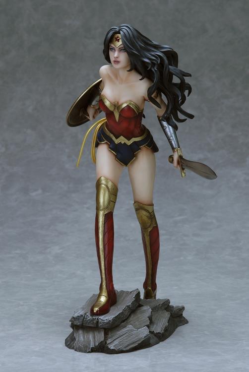 Fantasy Figure Gallery DC Comics Collection Wonder Woman (PVC) Gallery Image 3