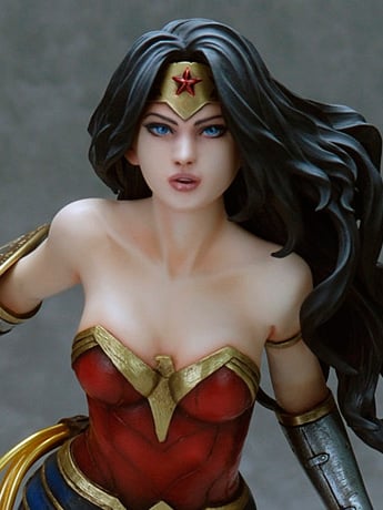Fantasy Figure Gallery DC Comics Collection Wonder Woman (PVC) Gallery Image 2