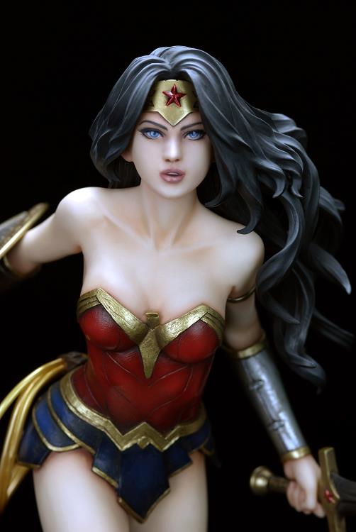 Fantasy Figure Gallery DC Comics Collection Wonder Woman (PVC) Gallery Image 9