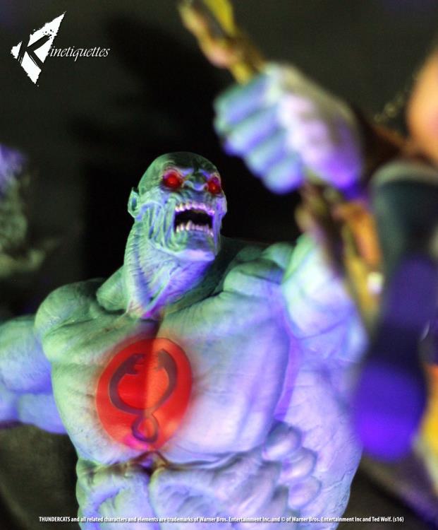 Thundercats Lion-O vs Mumm-Ra Diorama Statue Gallery Image 14