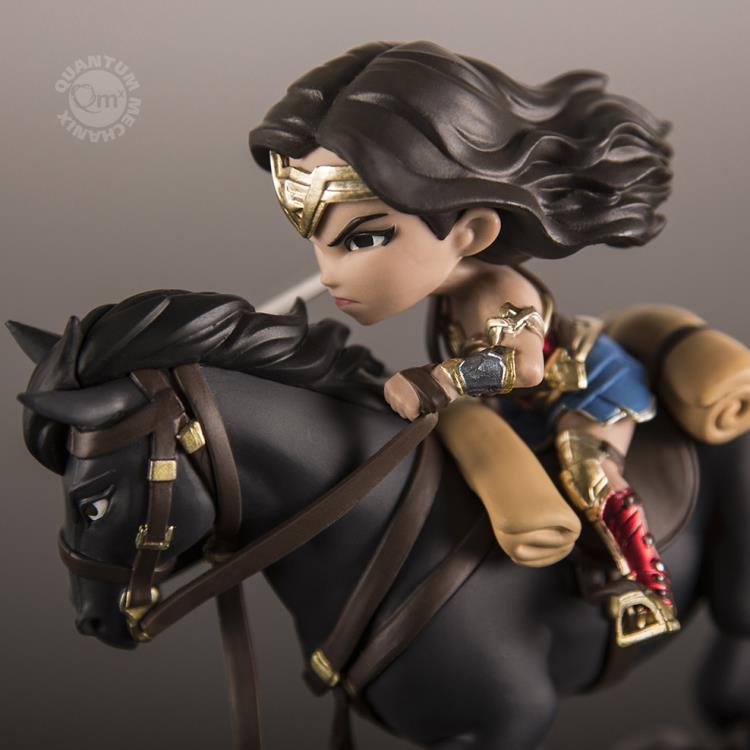 Wonder Woman Q-Fig MAX Figure Gallery Image 15