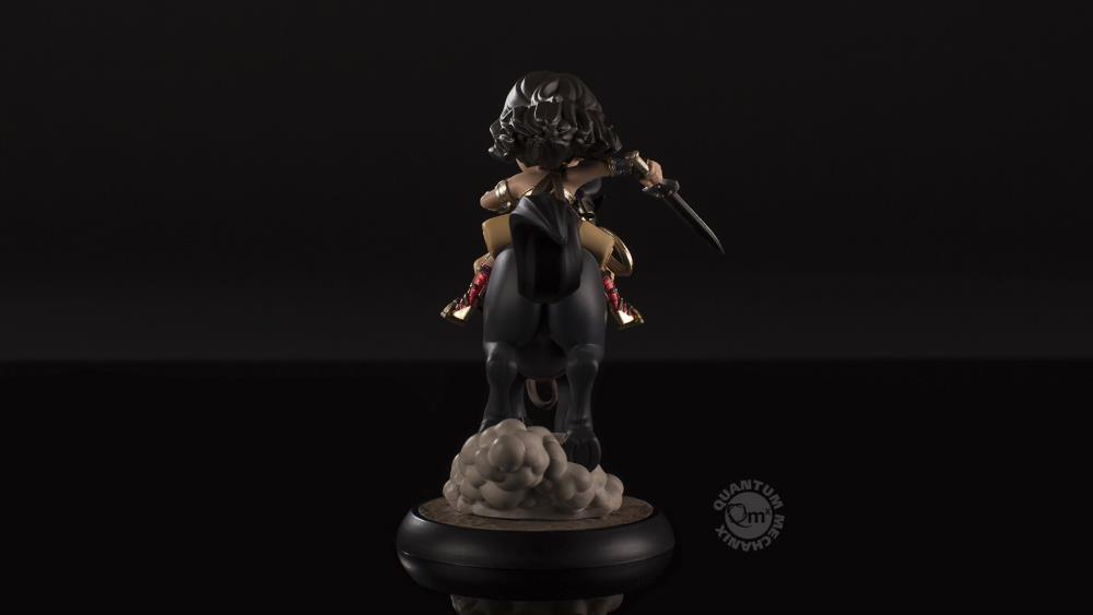 Wonder Woman Q-Fig MAX Figure Gallery Image 5