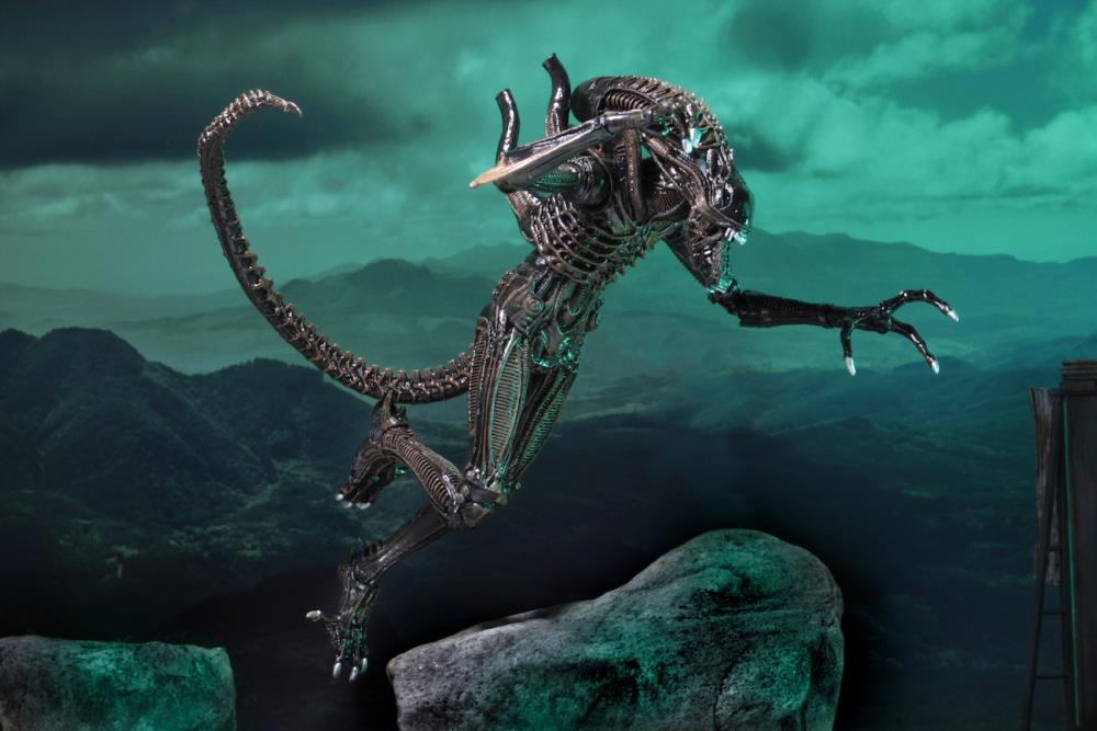 Aliens Ultimate Warrior Alien Set of 2 Figures Gallery Image 10