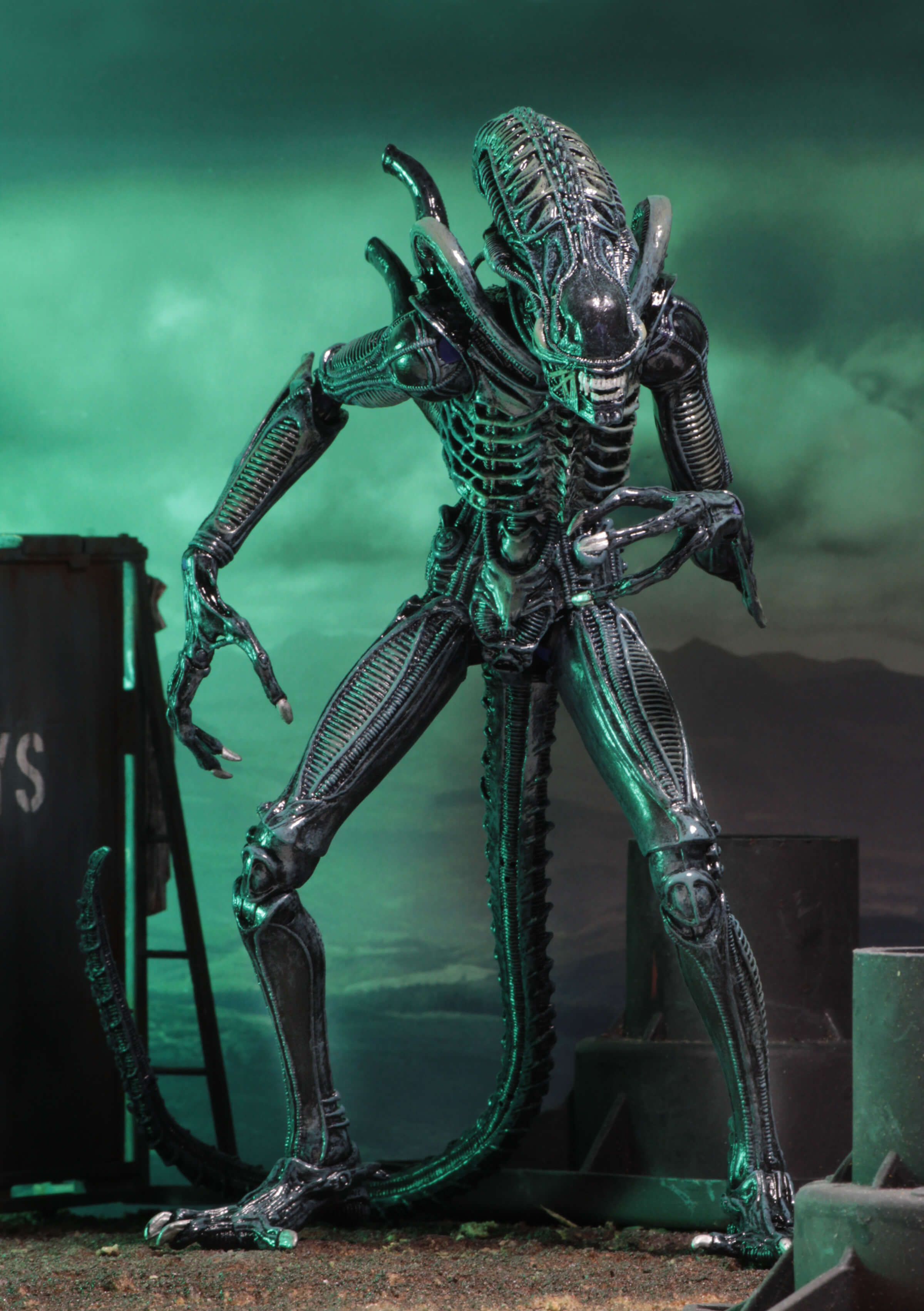 Aliens Ultimate Warrior (Blue) Action Figure