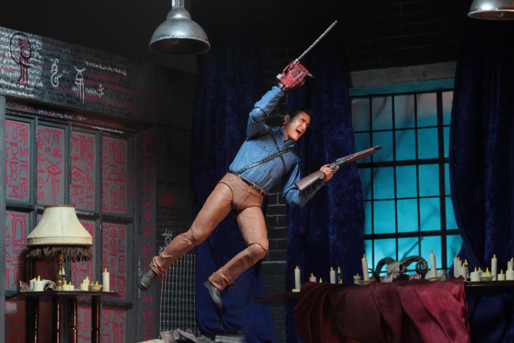 Ash vs Evil Dead Ultimate Ash Figure