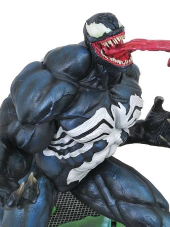 Marvel Premier Collection Venom Statue Gallery Image 2