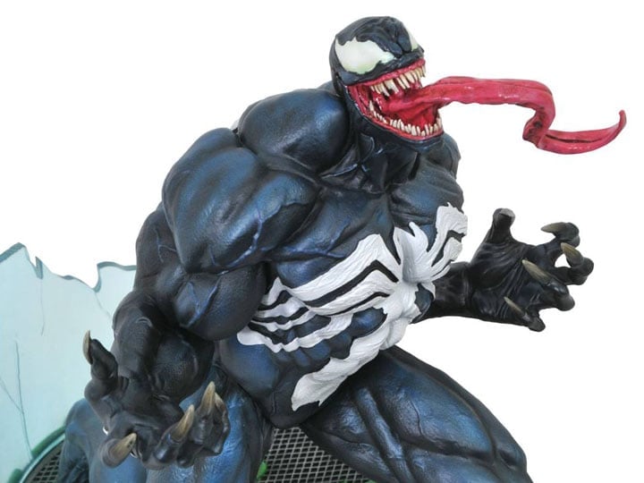 Marvel Premier Collection Venom Statue Gallery Image 1