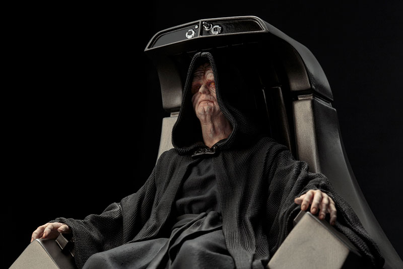 Star Wars ArtFX+ Emperor Palpatine (Return of the Jedi) Statue Gallery Image 10