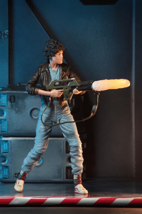Aliens Series 12 Lt. Ellen Ripley (Bomber Jacket) Figure Gallery Image 6