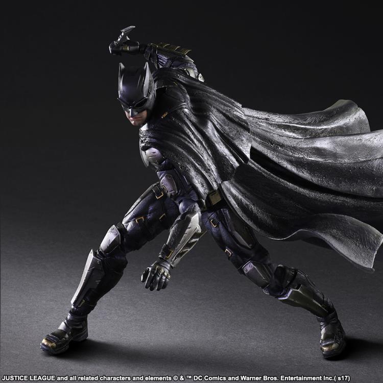 Justice League Play Arts Kai Batman (Tactical Suit Ver.) Gallery Image 5