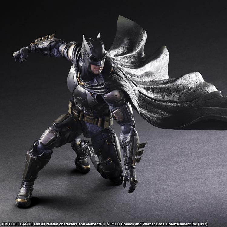 Justice League Play Arts Kai Batman (Tactical Suit Ver.) Gallery Image 7