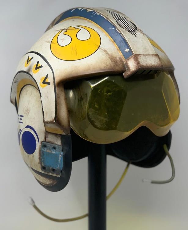 Star Wars: The Force Awakens Rey Salvaged X-Wing 1:1 Scale Wearable Helmet Gallery Image 5