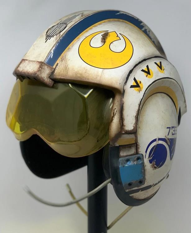 Star Wars: The Force Awakens Rey Salvaged X-Wing 1:1 Scale Wearable Helmet Gallery Image 3