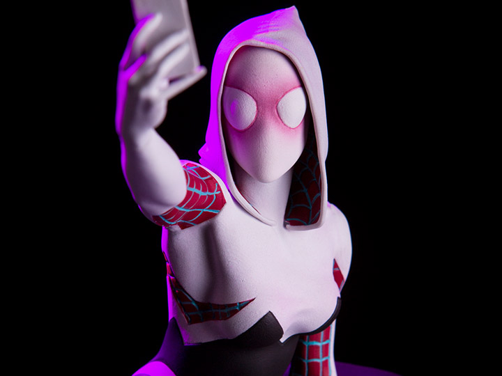 Marvel Spider-Gwen Statue Gallery Image 1