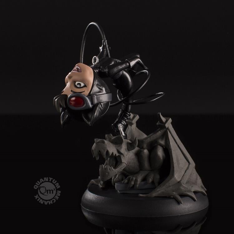 DC Comics Q-Fig Catwoman (Rebirth) Figure Gallery Image 3