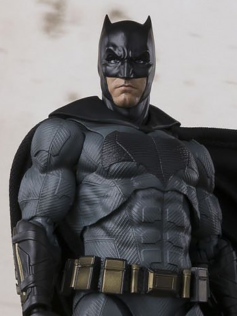 Justice League S.H.Figuarts Batman Gallery Image 2