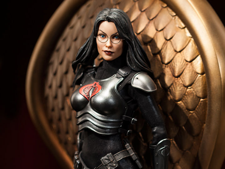 G.I. Joe Baroness 1/6 Scale Figure Gallery Image 1