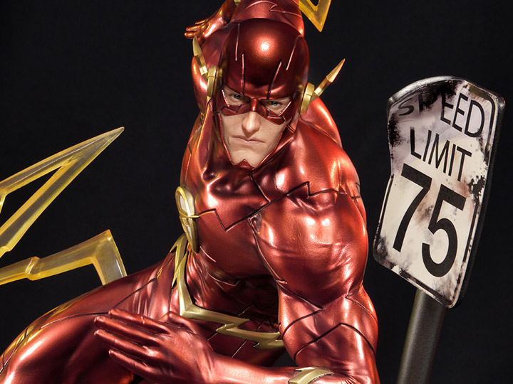 Justice League New 52 The Flash Statue Gallery Image 1