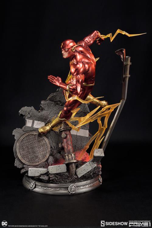 Justice League New 52 The Flash Statue Gallery Image 9