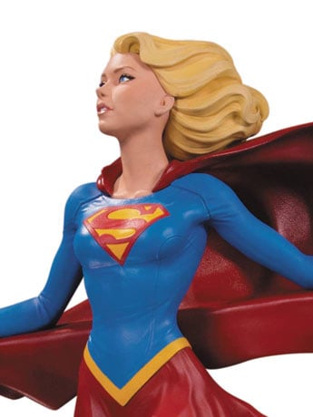 Cover Girls of the DC Universe Supergirl Statue (Joelle Jones) Gallery Image 2