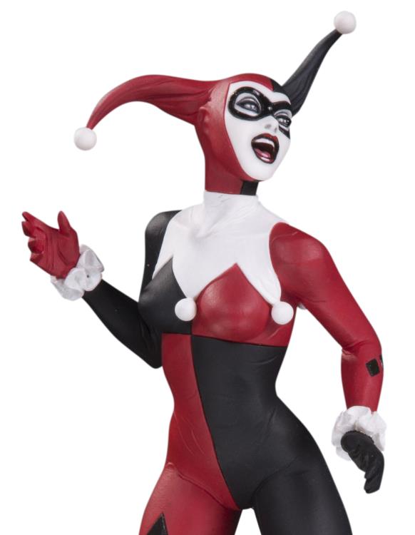 DC Comics Red White & Black Harley Quinn Statue (Jae Lee) Gallery Image 4