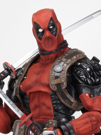 Marvel Classics Deadpool 1/2 Scale Figure Gallery Image 2