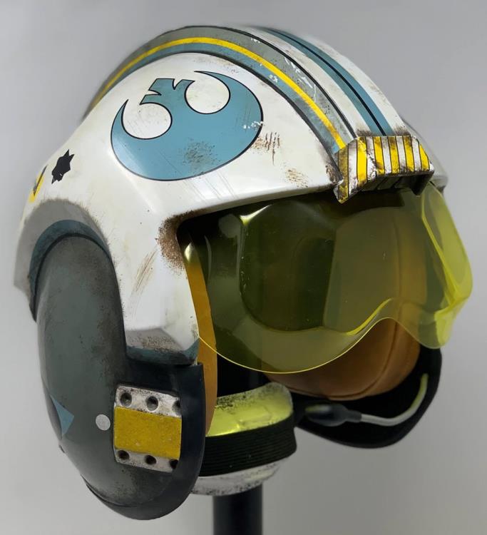 Rogue One: A Star Wars Story General Merrick (Blue Squadron) 1:1 Scale Wearable Helmet Gallery Image 9