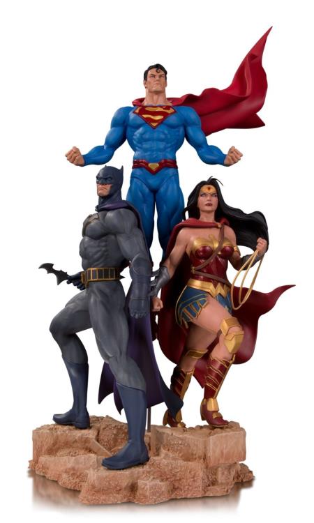DC Designer Series Trinity Statue (Jason Fabok) Gallery Image 3