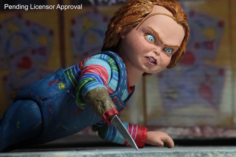 Child's Play Ultimate Chucky Figure Gallery Image 11